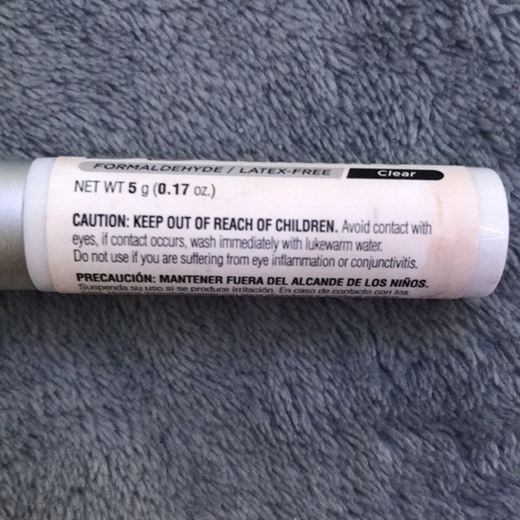 This is the Kiss 3d adhesive lash glue - Picture 2 of 2